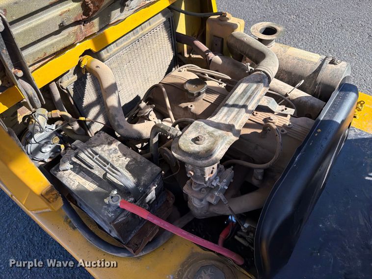 image for item EA0556 Mitsubishi FG25 forklift