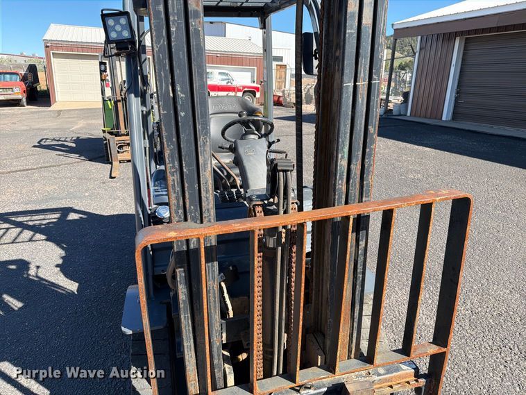 image for item EA0557 Toyota 8FGU25 forklift