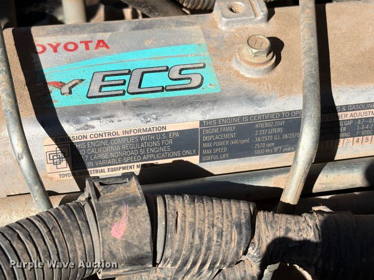 image for item EA0557 Toyota 8FGU25 forklift