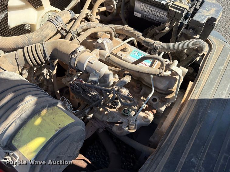 image for item EA0557 Toyota 8FGU25 forklift