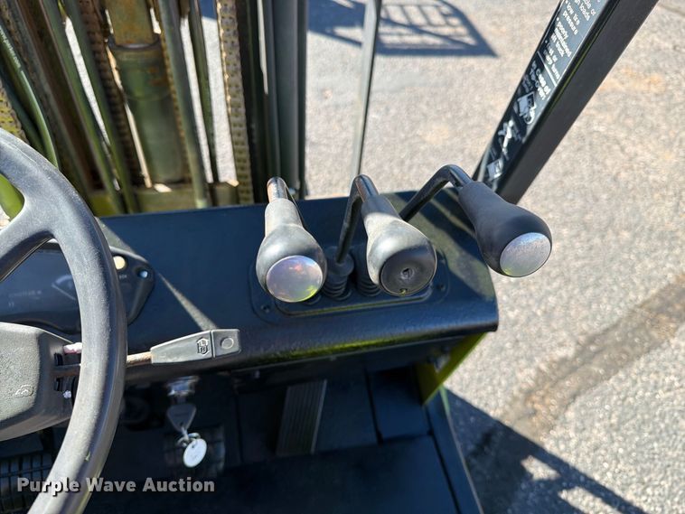 image for item EA0558 Clark CMP 15 