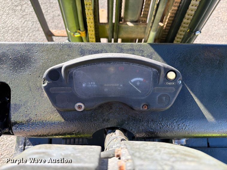 image for item EA0558 Clark CMP 15 