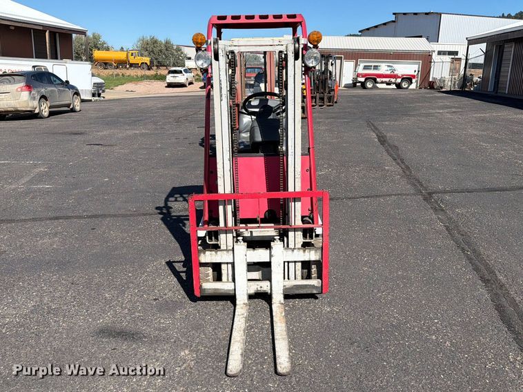 image for item EA0559 Toyota 3FBKL7 forklift