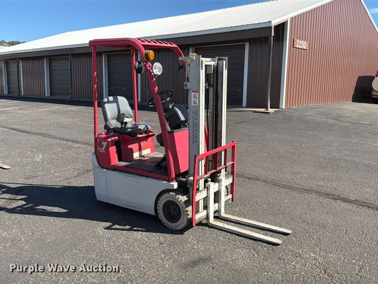 image for item EA0559 Toyota 3FBKL7 forklift