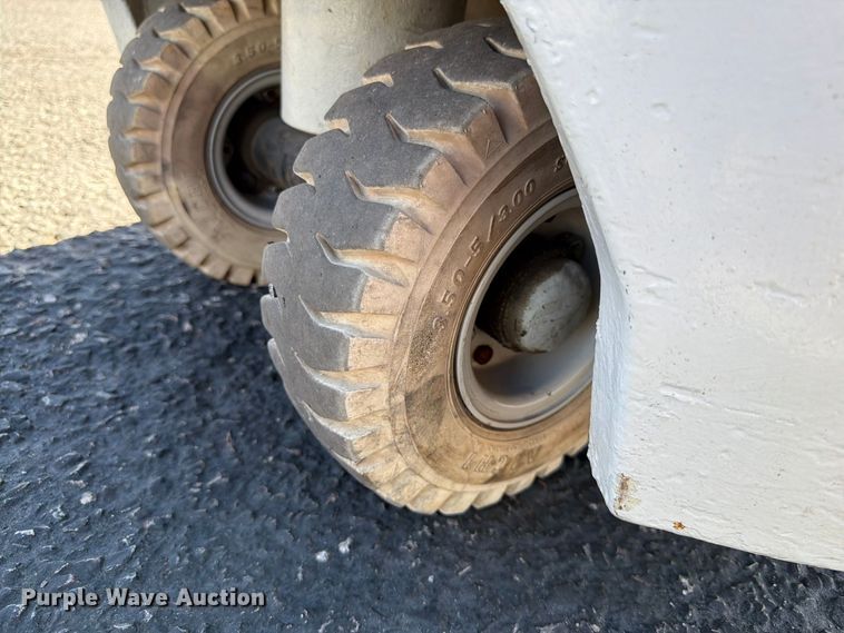 image for item EA0559 Toyota 3FBKL7 forklift