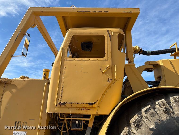 image for item EA0560 1968 Terex TS24 water wagon