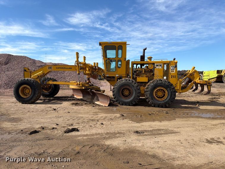 image for item EA0562 1978 Caterpillar 16G motor grader
