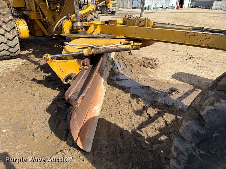 image for item EA0562 1978 Caterpillar 16G motor grader