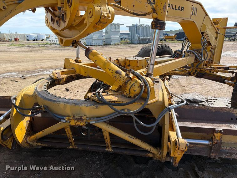 image for item EA0562 1978 Caterpillar 16G motor grader