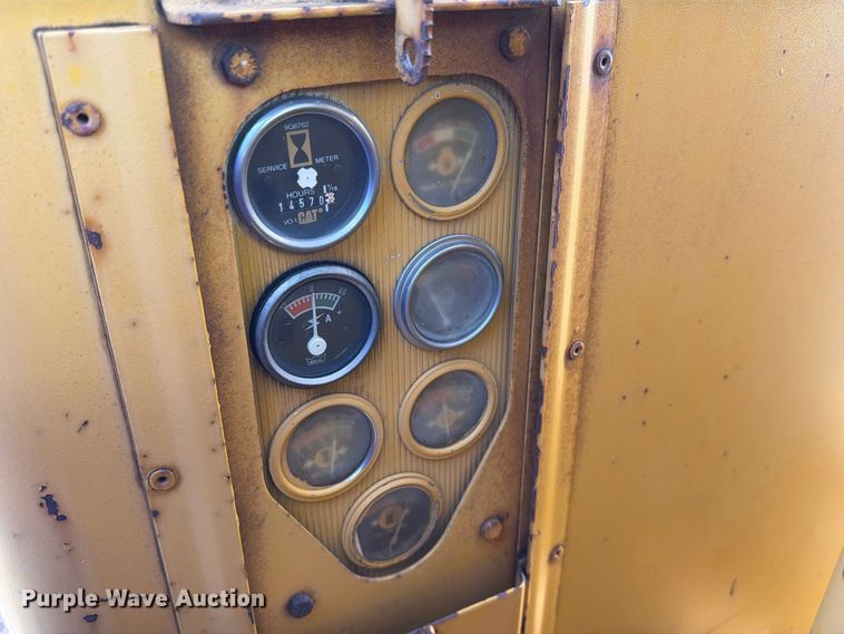 image for item EA0562 1978 Caterpillar 16G motor grader