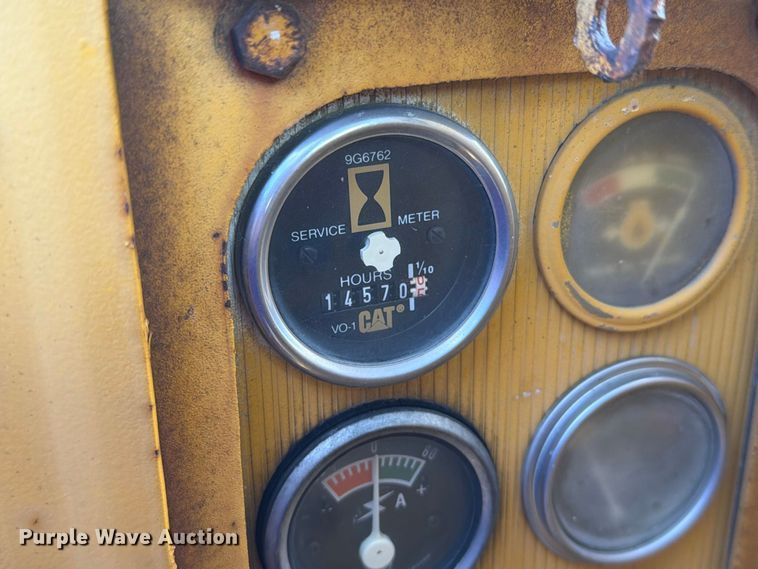 image for item EA0562 1978 Caterpillar 16G motor grader