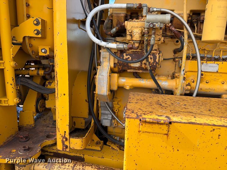 image for item EA0562 1978 Caterpillar 16G motor grader