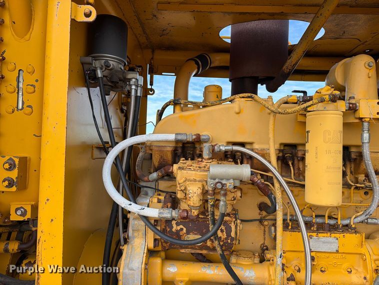 image for item EA0562 1978 Caterpillar 16G motor grader