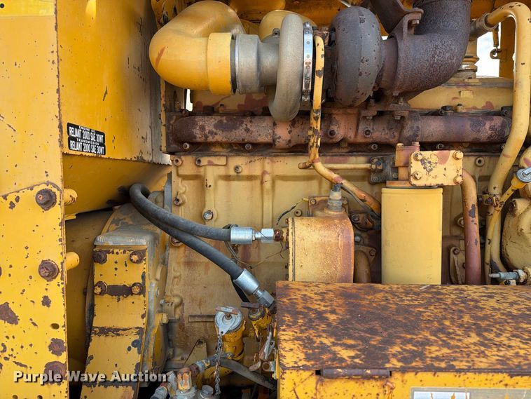 image for item EA0562 1978 Caterpillar 16G motor grader