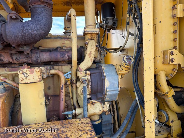 image for item EA0562 1978 Caterpillar 16G motor grader