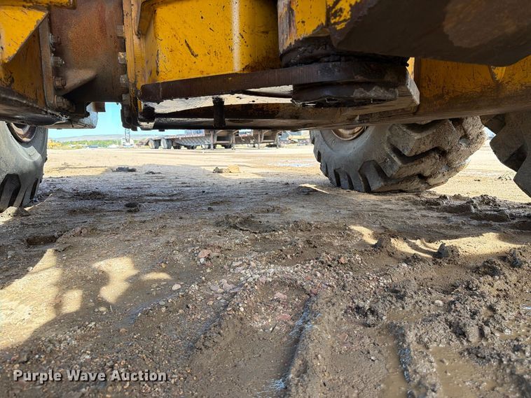 image for item EA0562 1978 Caterpillar 16G motor grader
