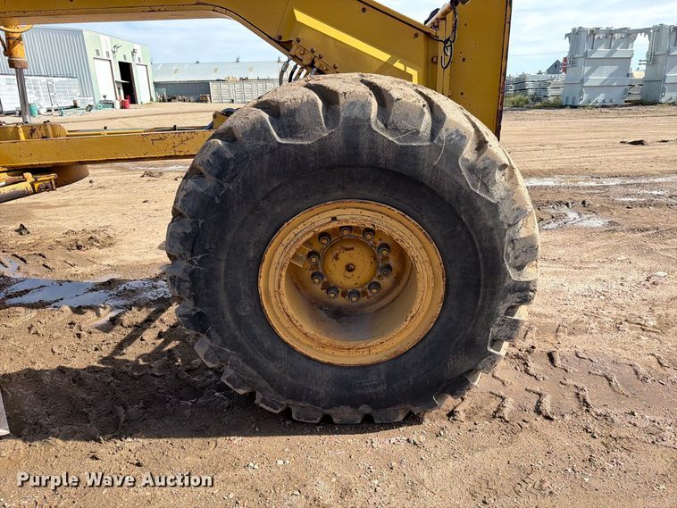 image for item EA0562 1978 Caterpillar 16G motor grader