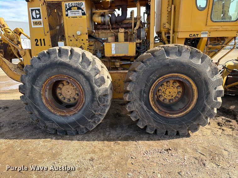 image for item EA0562 1978 Caterpillar 16G motor grader