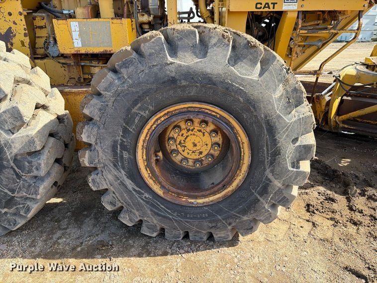 image for item EA0562 1978 Caterpillar 16G motor grader