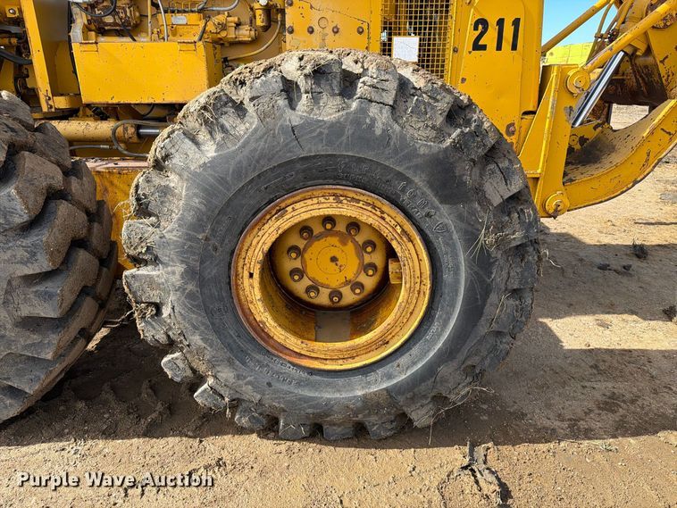 image for item EA0562 1978 Caterpillar 16G motor grader