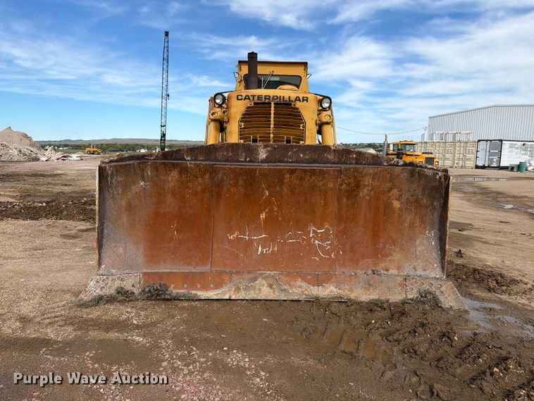 image for item EA0563 1971 Caterpillar D9G dozer