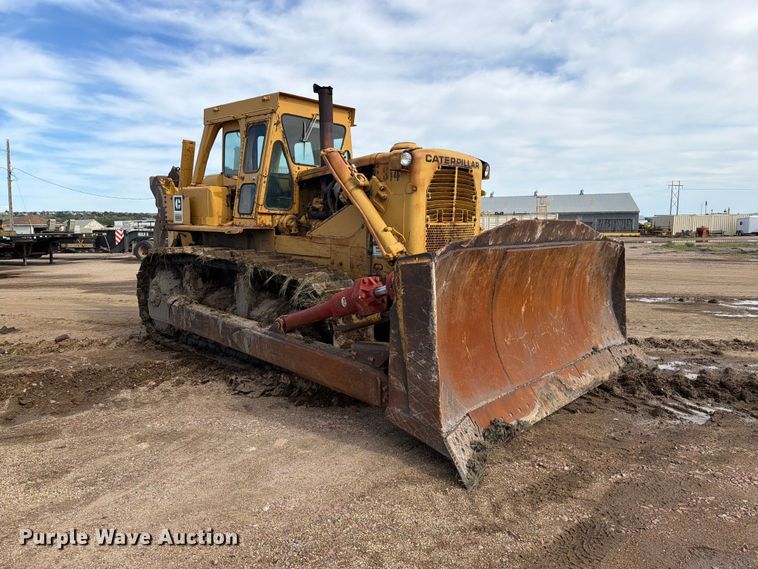 image for item EA0563 1971 Caterpillar D9G dozer
