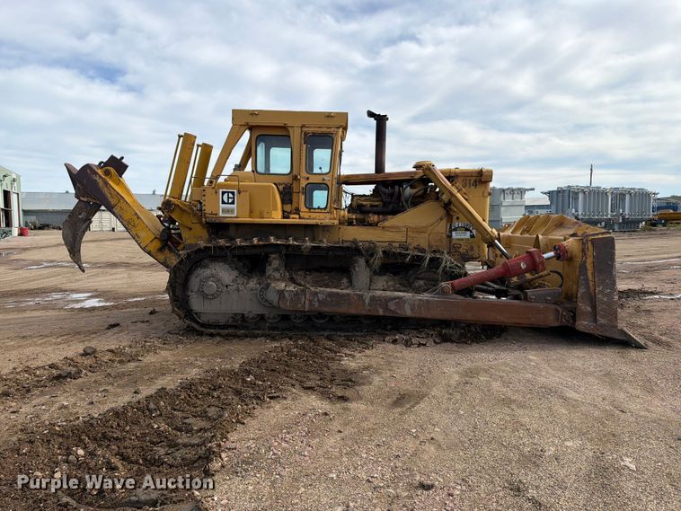 image for item EA0563 1971 Caterpillar D9G dozer