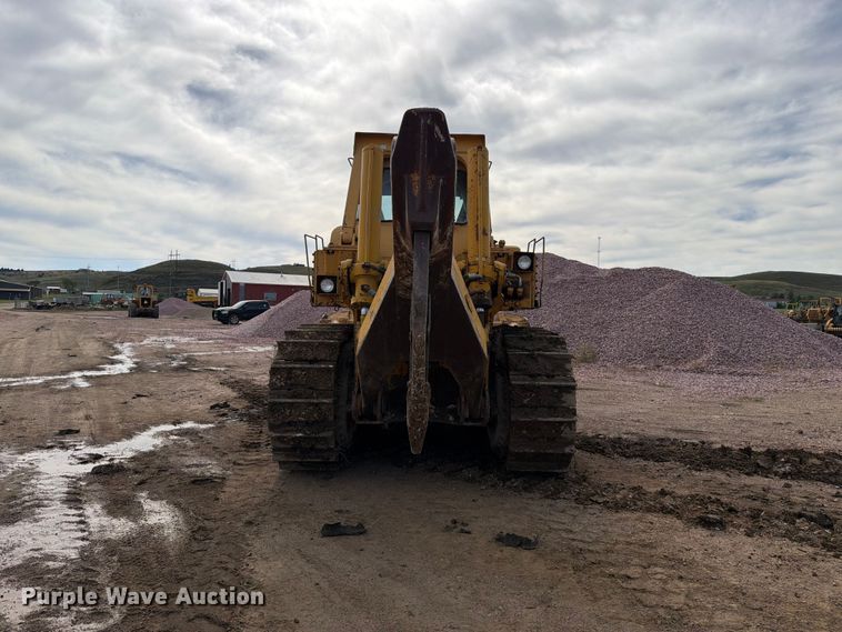 image for item EA0563 1971 Caterpillar D9G dozer