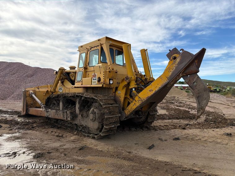 image for item EA0563 1971 Caterpillar D9G dozer