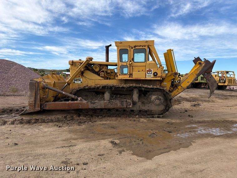 image for item EA0563 1971 Caterpillar D9G dozer
