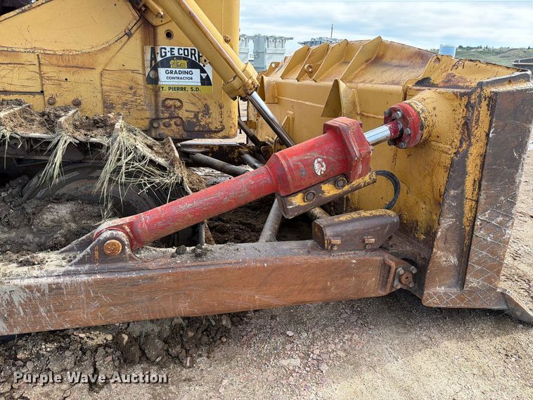 image for item EA0563 1971 Caterpillar D9G dozer