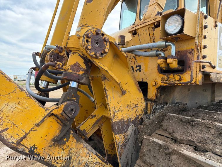 image for item EA0563 1971 Caterpillar D9G dozer