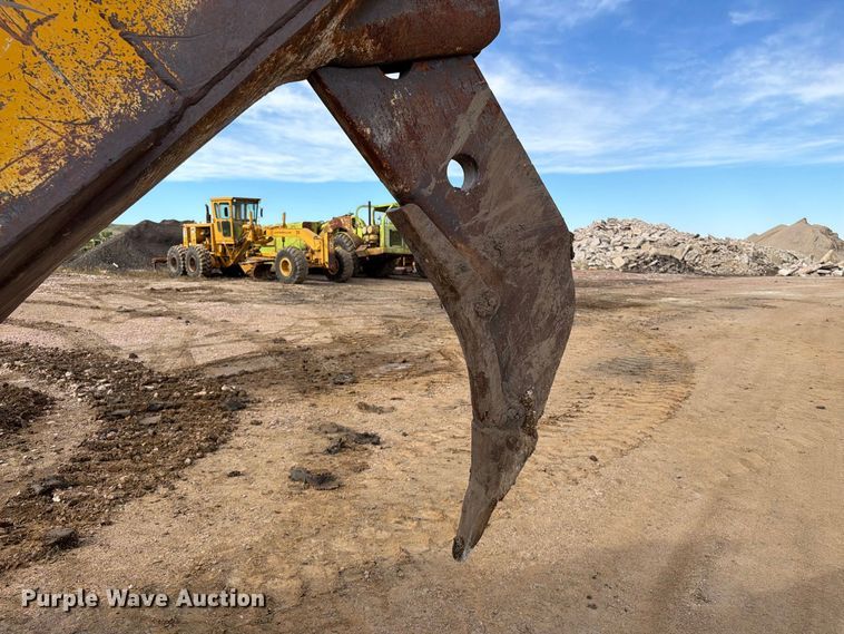 image for item EA0563 1971 Caterpillar D9G dozer