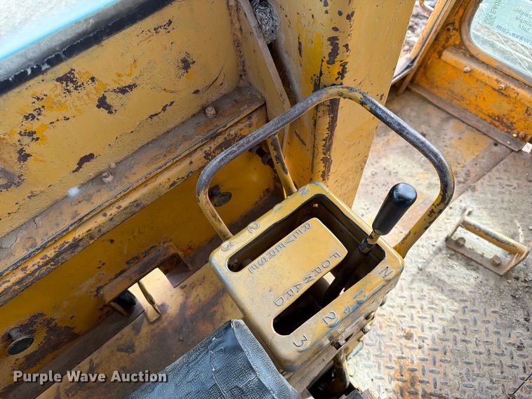 image for item EA0563 1971 Caterpillar D9G dozer
