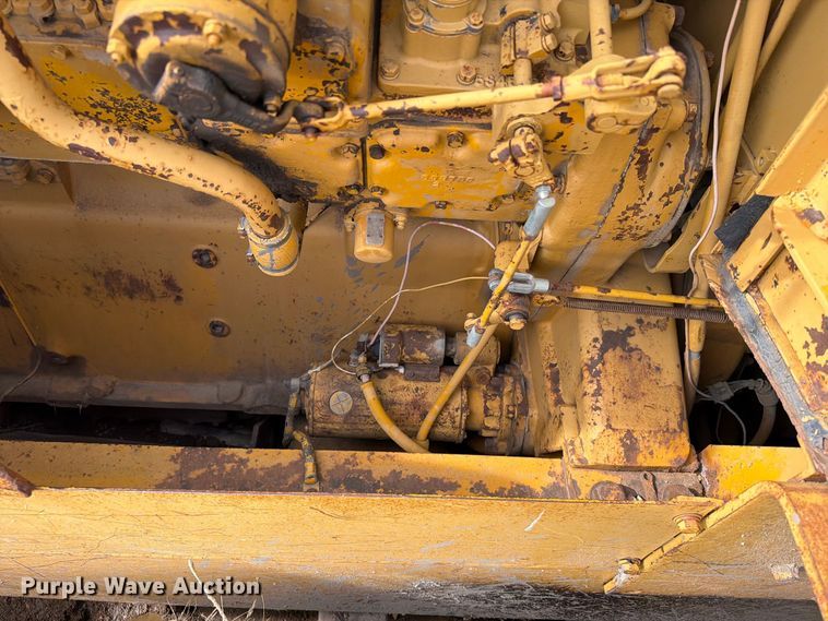 image for item EA0563 1971 Caterpillar D9G dozer