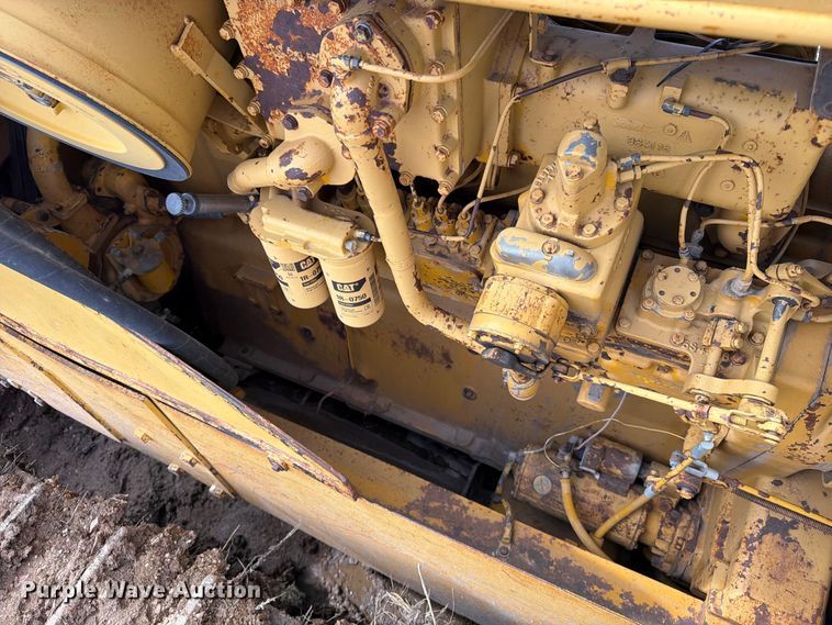 image for item EA0563 1971 Caterpillar D9G dozer