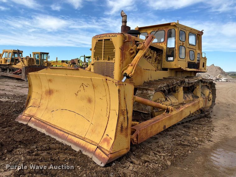 Caterpillar D9G dozer