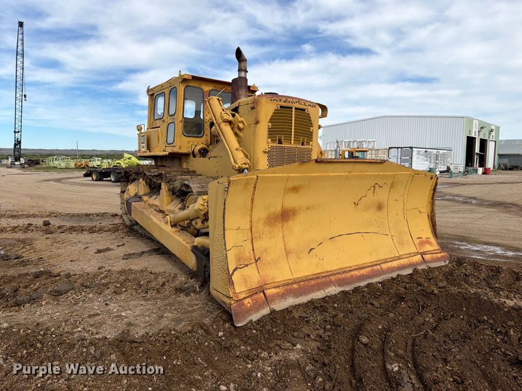 image for item EA0564 Caterpillar D9G dozer