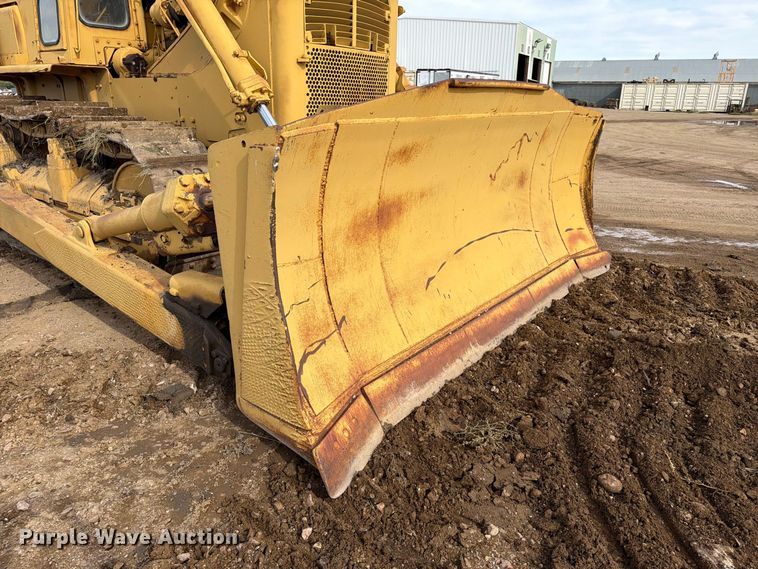 image for item EA0564 Caterpillar D9G dozer