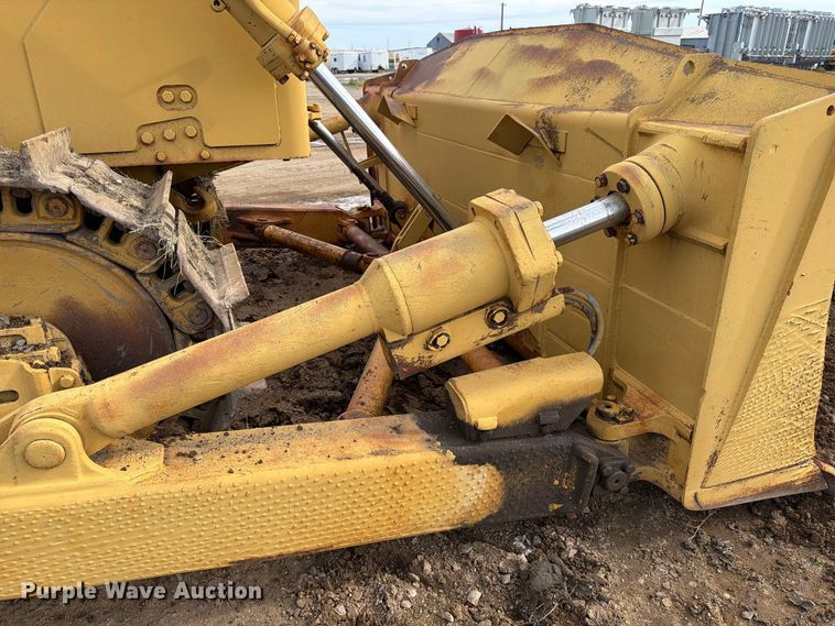 image for item EA0564 Caterpillar D9G dozer
