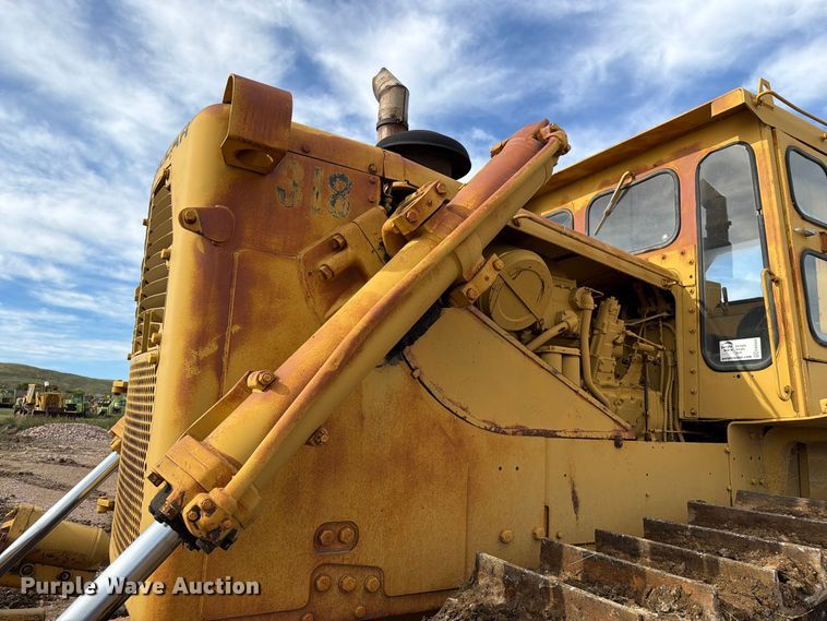 image for item EA0564 Caterpillar D9G dozer