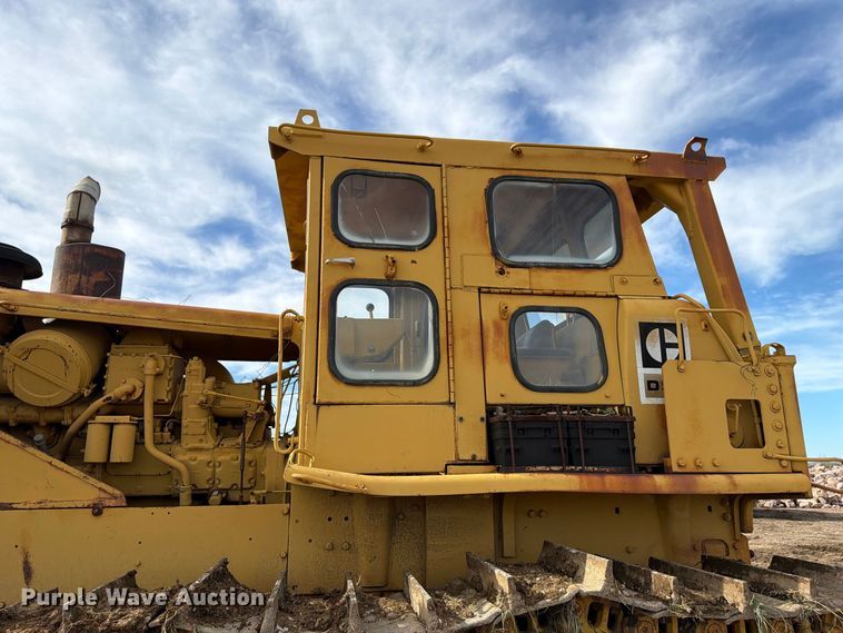 image for item EA0564 Caterpillar D9G dozer