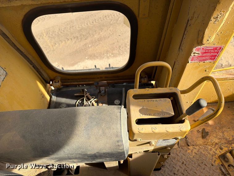 image for item EA0564 Caterpillar D9G dozer