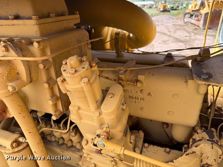 image for item EA0564 Caterpillar D9G dozer