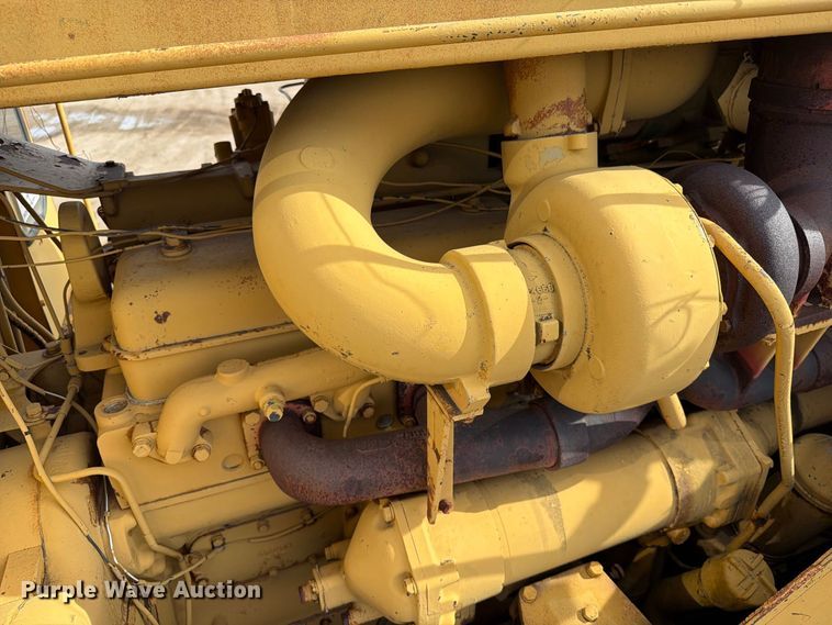 image for item EA0564 Caterpillar D9G dozer