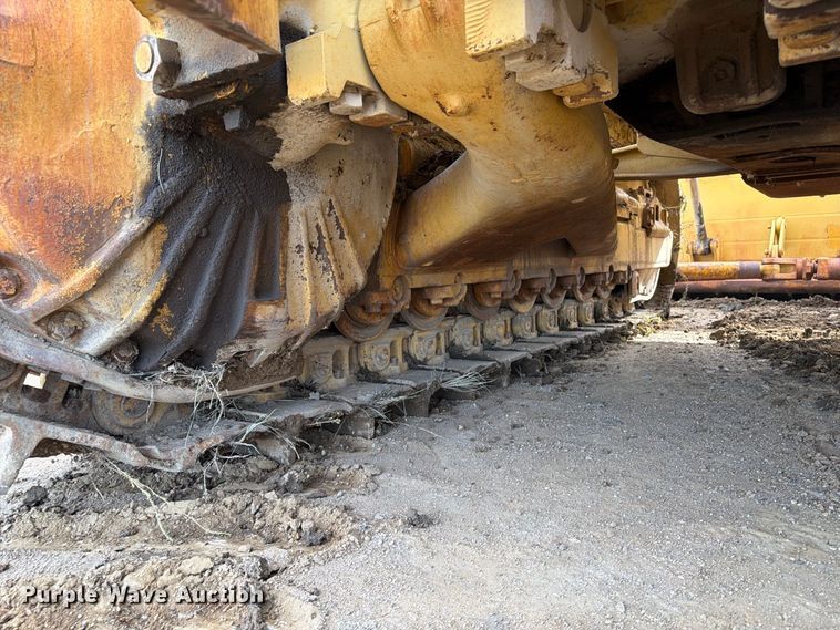 image for item EA0564 Caterpillar D9G dozer