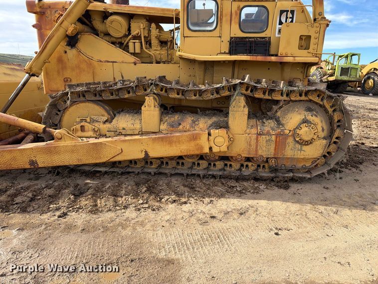 image for item EA0564 Caterpillar D9G dozer