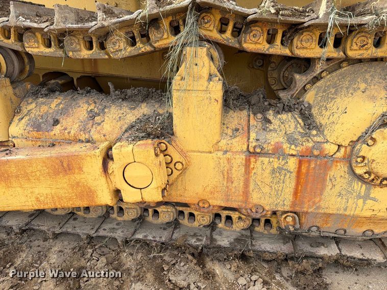 image for item EA0564 Caterpillar D9G dozer