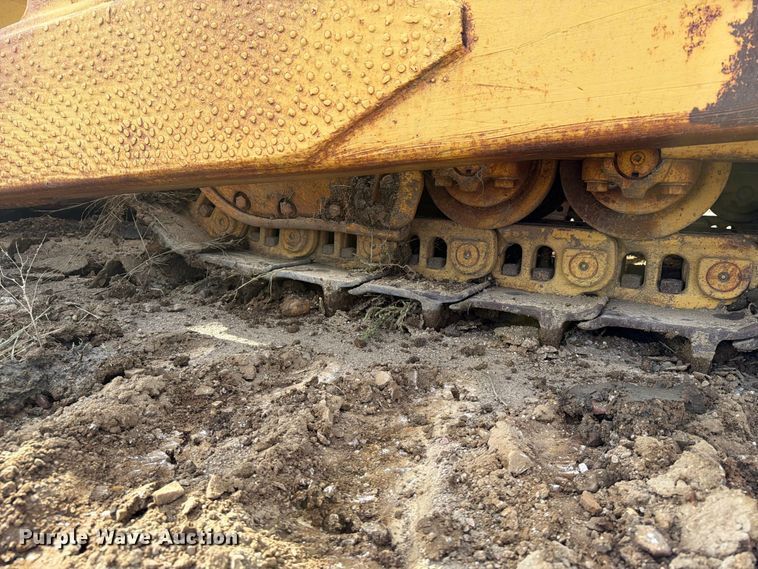 image for item EA0564 Caterpillar D9G dozer
