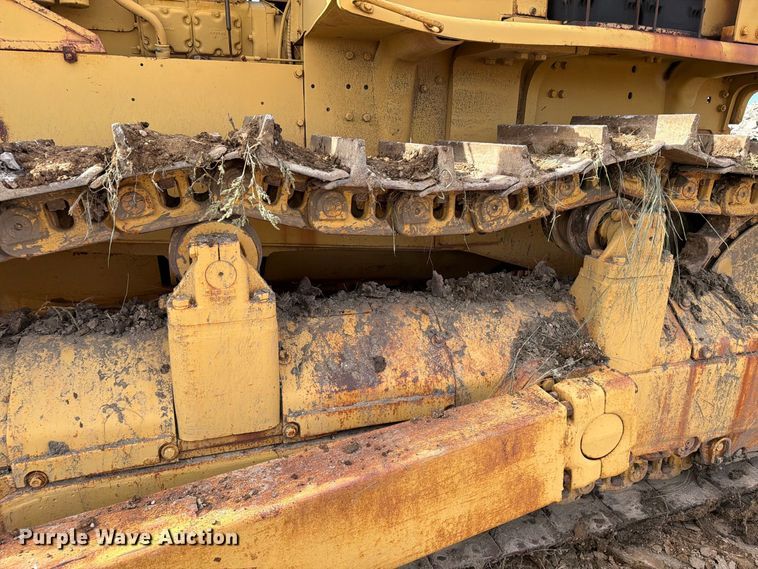 image for item EA0564 Caterpillar D9G dozer